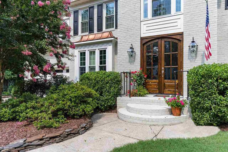 123 Greymist Ln, Cary, NC 27518