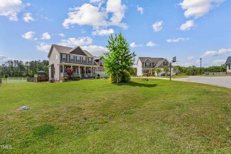 123 Hawick Ct, Zebulon, NC 27597