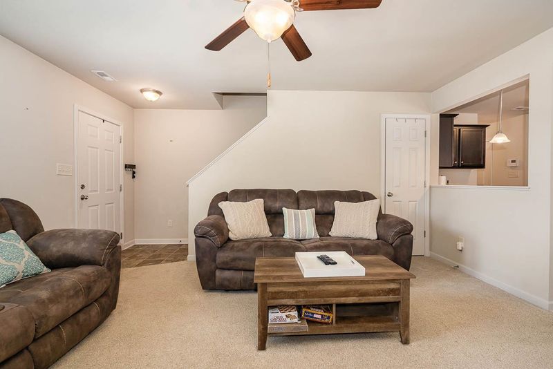 123 Hunterwood Pl, Benson, NC 27504