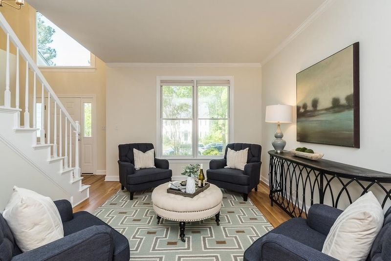 123 Ivy Brook Ln, Chapel Hill, NC 27516