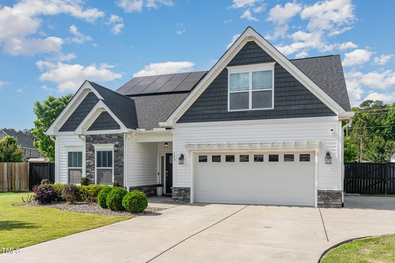 123 Jonalker Ct, Clayton, NC 27520