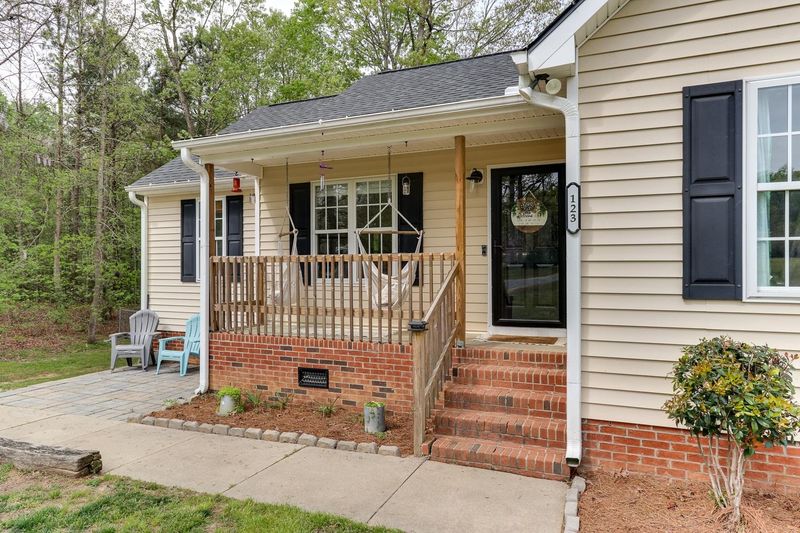 123 Lippizanner Pl, Zebulon, NC 27597