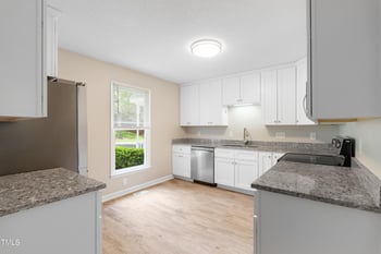 123 Luxon Pl, Cary, NC 27513
