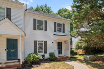 123 Luxon Pl, Cary, NC 27513