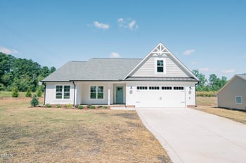 123 Maple Dr, Erwin, NC 28339