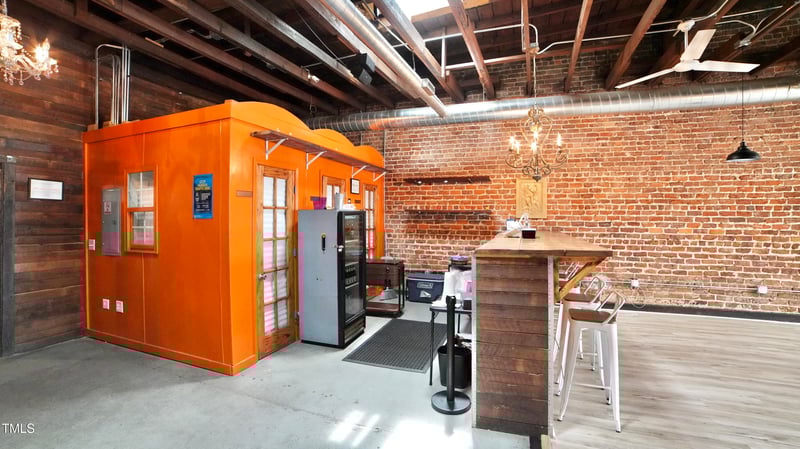 123 Railroad Ave, Dunn, NC 28334