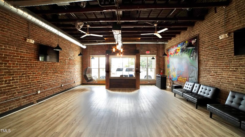 123 Railroad Ave, Dunn, NC 28334