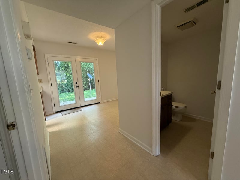 123 Rollingwood Dr, Dunn, NC 28334