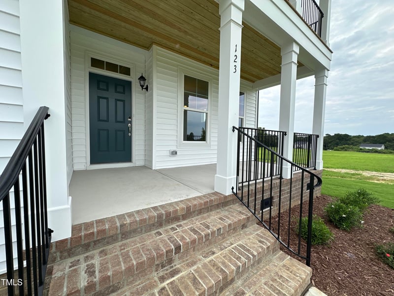123 Sage Ln #010, Four Oaks, NC 27524