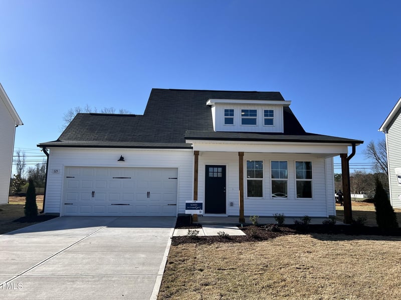 123 W Saltgrass Ln, Smithfield, NC 27577