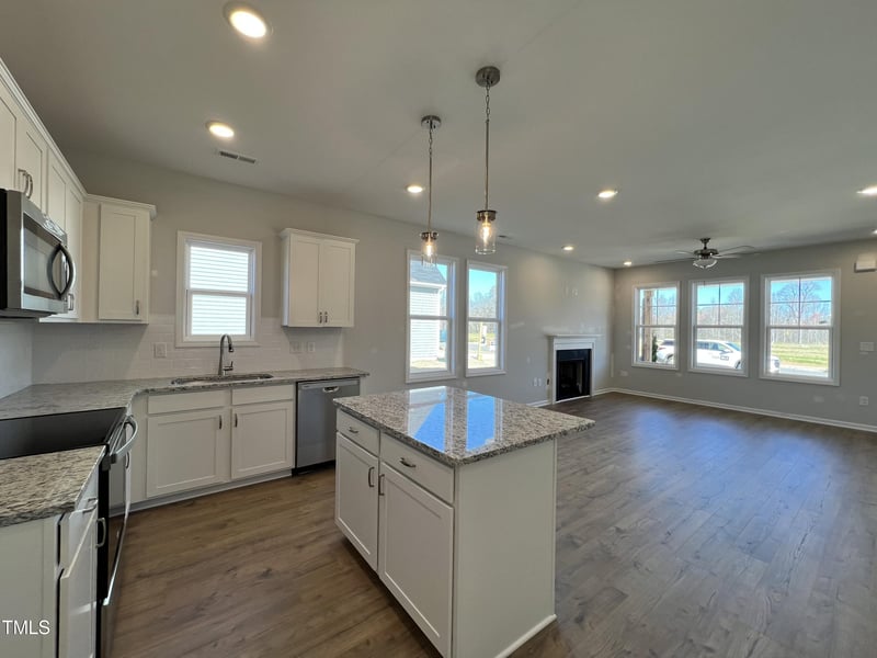 123 W Saltgrass Ln, Smithfield, NC 27577