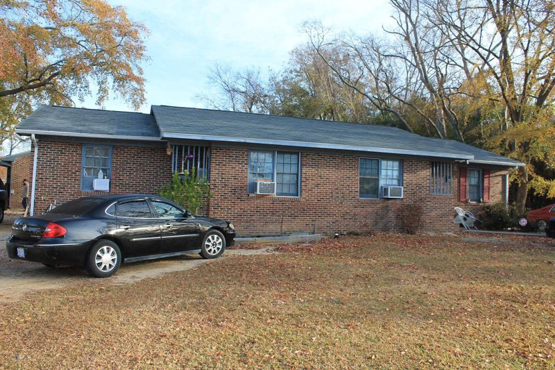 123 S Seventh St, Smithfield, NC 27577