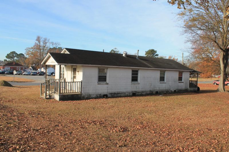 123 S Seventh St, Smithfield, NC 27577
