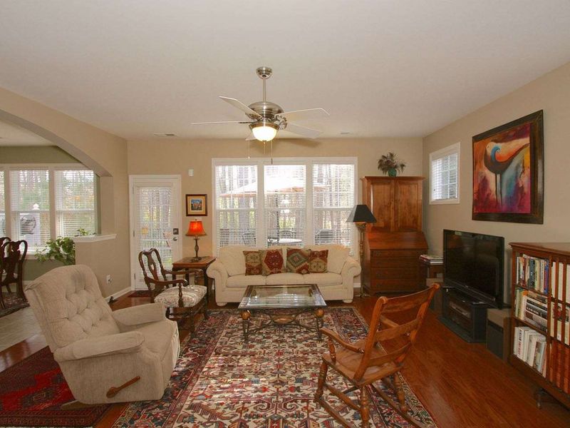 123 Sonoma Way, Chapel Hill, NC 27516