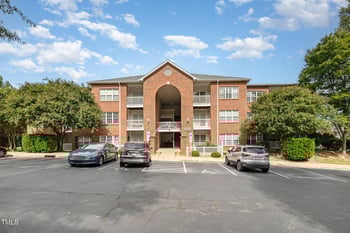 123 Sturbridge Dr, Clayton, NC 27520