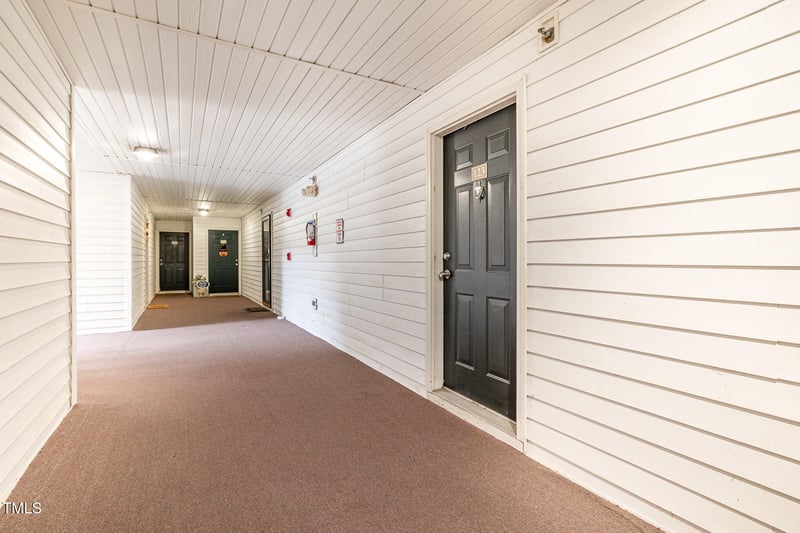 123 Sturbridge Dr, Clayton, NC 27520
