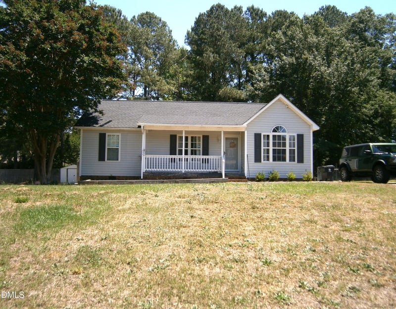 123 Temple St, Four Oaks, NC 27524
