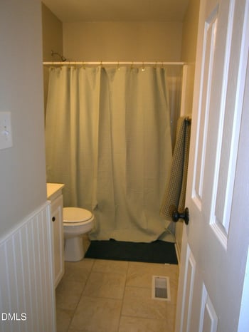 123 Temple St, Four Oaks, NC 27524