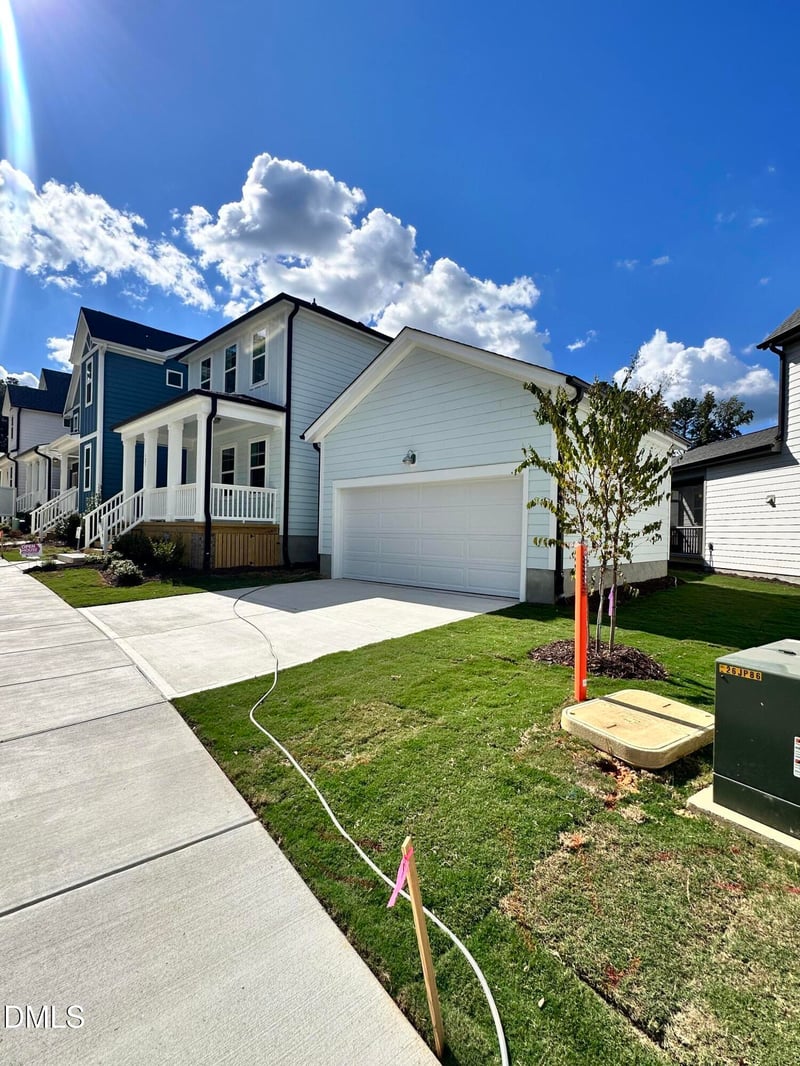 123 Weavers Grove Dr, Chapel Hill, NC 27514