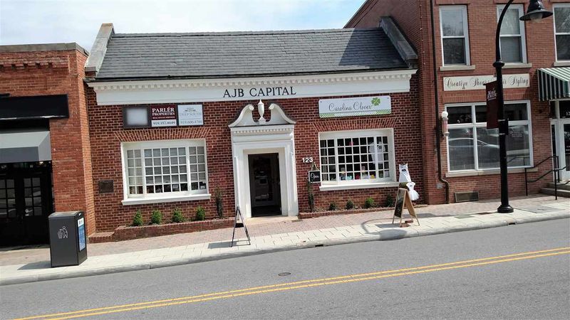 123 S White St #204, Wake Forest, NC 27587