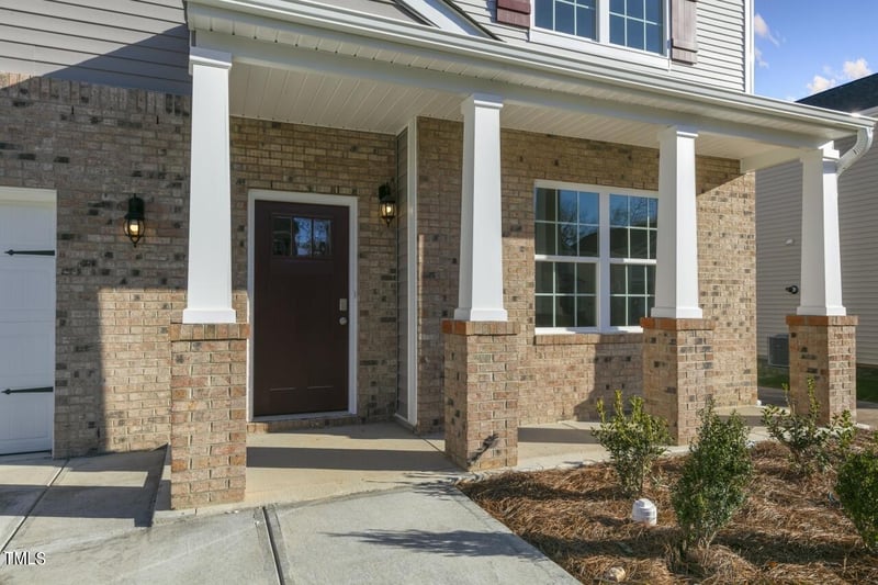 123 Winter Star Ct, Sanford, NC 27330
