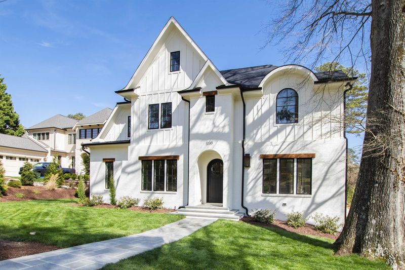 1230 Canterbury Rd, Raleigh, NC 27608