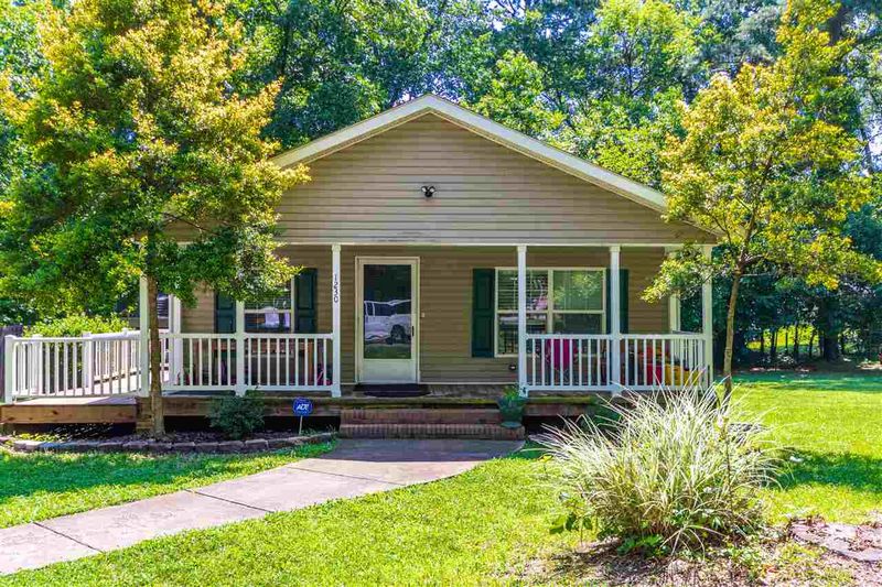 1230 Cross Link Rd, Raleigh, NC 27610