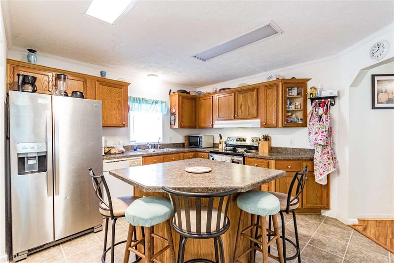 1230 Cross Link Rd, Raleigh, NC 27610