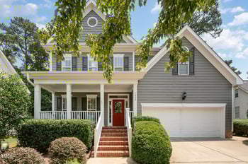 1230 Golden Bluff Ln, Fuquay Varina, NC 27526