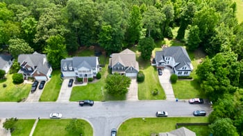 1230 Golden Bluff Ln, Fuquay Varina, NC 27526