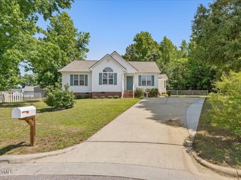 1230 Piney Glen Ln, Zebulon, NC 27597