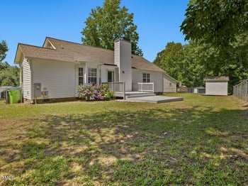 1230 Piney Glen Ln, Zebulon, NC 27597