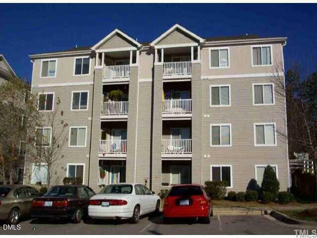 1230 University Ct #203, Raleigh, NC 27606