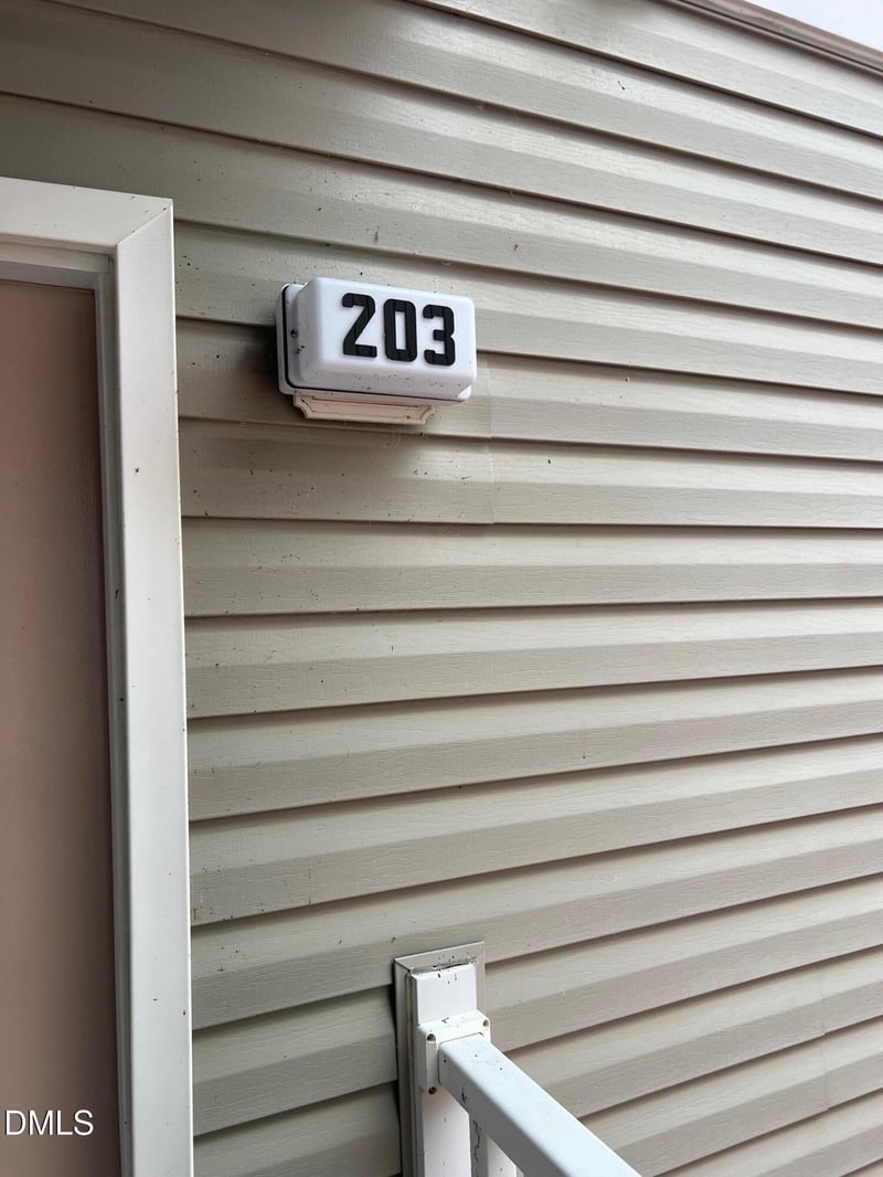 1230 University Ct #203, Raleigh, NC 27606