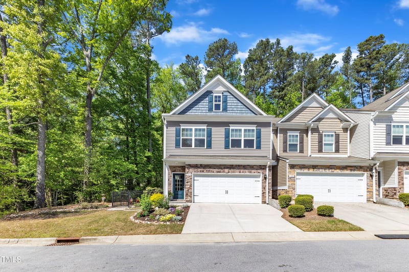 1230 Wingstem Pl, Raleigh, NC 27607