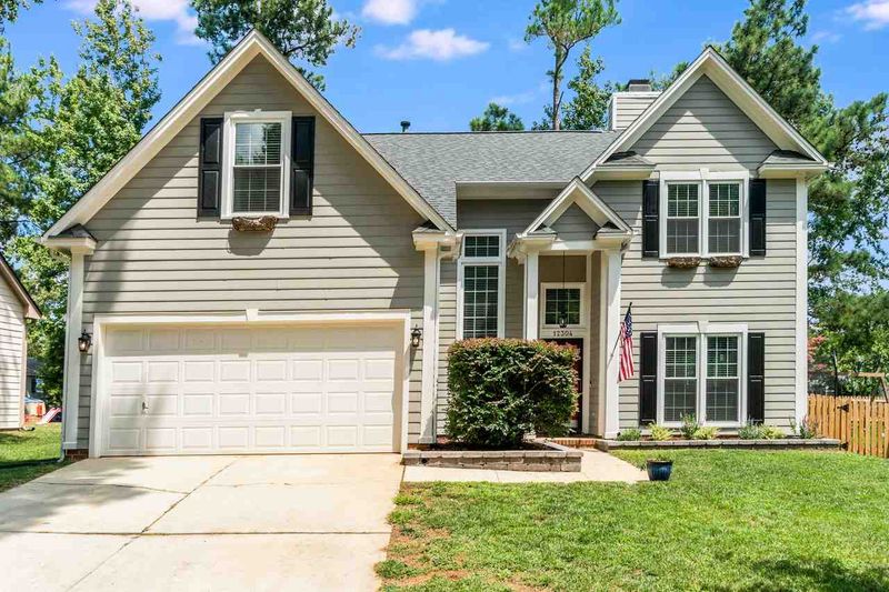 12304 Inglehurst Dr, Raleigh, NC 27613