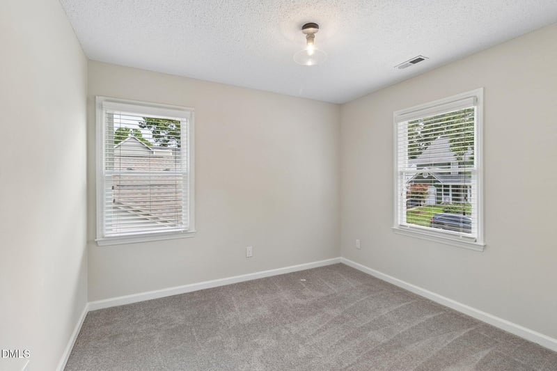 12305 Inglehurst Dr, Raleigh, NC 27613
