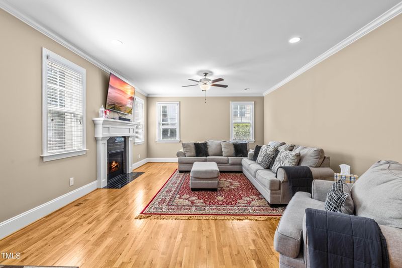 12308 Bunchgrass Ln, Raleigh, NC 27614