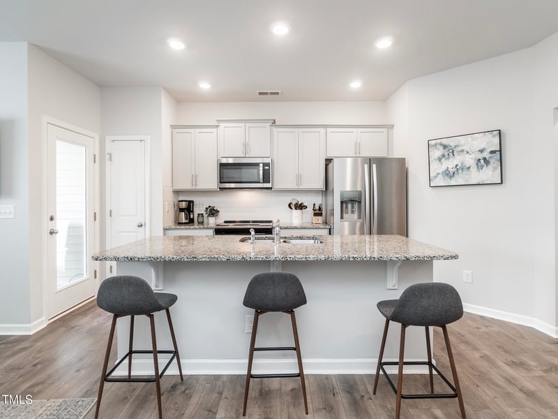 1231 Adrian Ct, Mebane, NC 27302