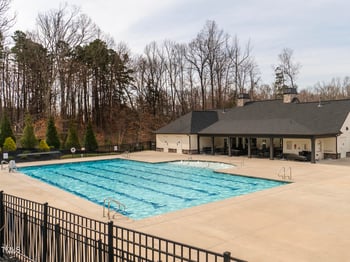 1231 Adrian Ct, Mebane, NC 27302