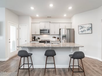 1231 Adrian Ct, Mebane, NC 27302