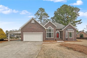 1231 Four Wood Dr, Fayetteville, NC 28312