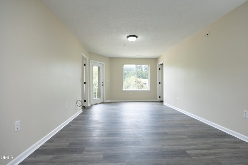 1231 University Ct #104, Raleigh, NC 27606
