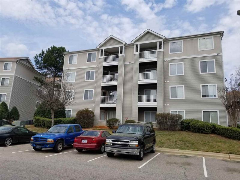 1231 University Ct #202, Raleigh, NC 27606