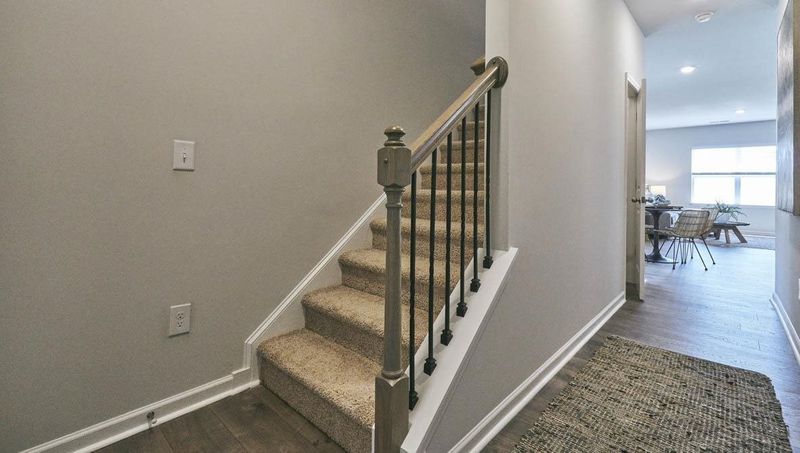 1232 Adrian Ct, Mebane, NC 27302