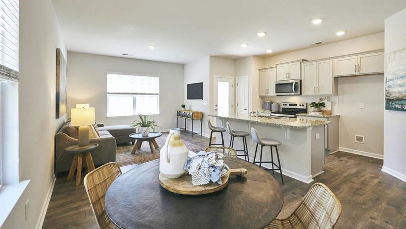 1232 Adrian Ct, Mebane, NC 27302