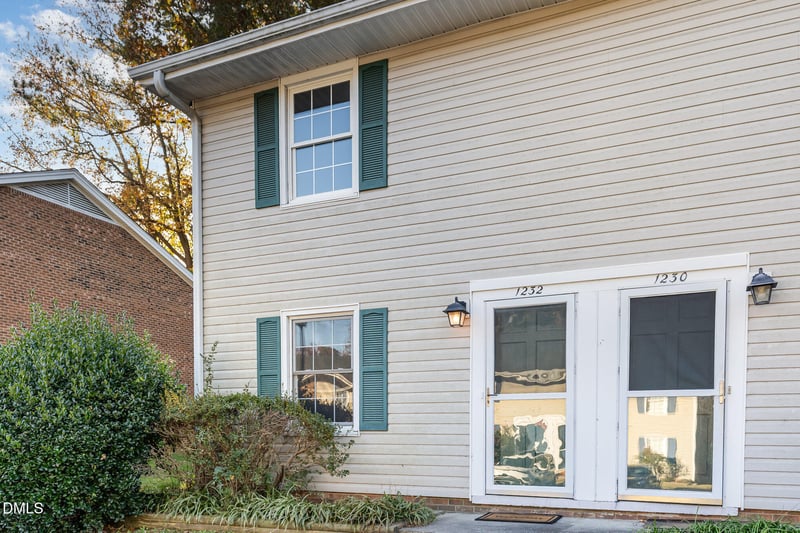 1232 Donaldson Ct, Cary, NC 27511