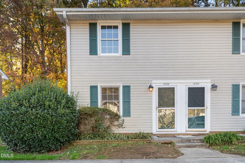 1232 Donaldson Ct, Cary, NC 27511
