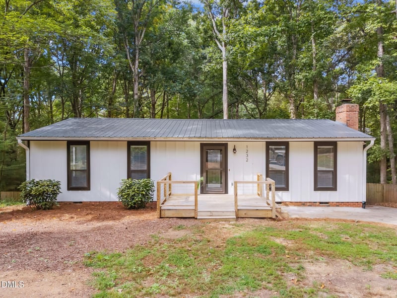 1232 Dunnet Ct, Cary, NC 27511