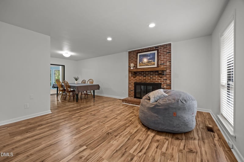 1232 Dunnet Ct, Cary, NC 27511